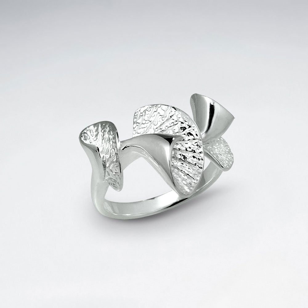 Elaborate Fanned Lines Contemporary Silver Ring