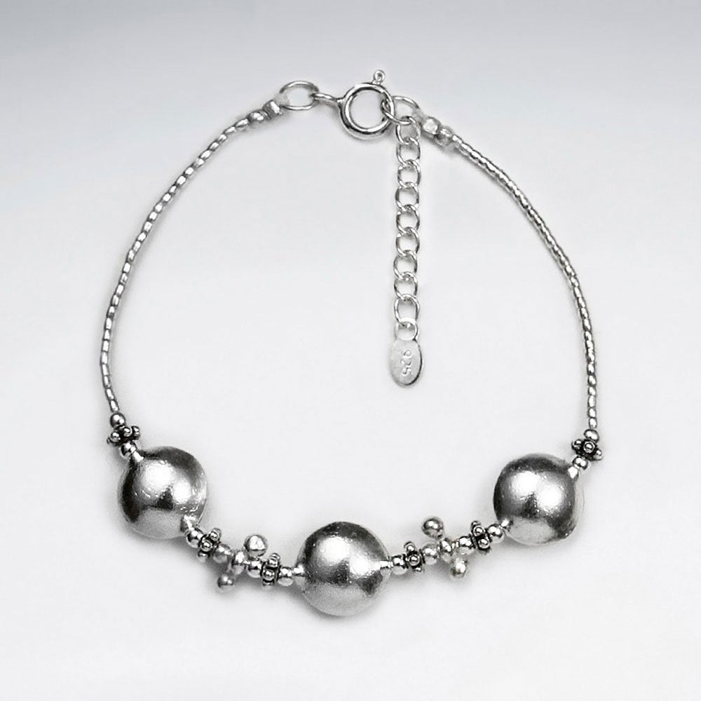 7" Thai Hand Made Silver Bracelet With Triple Round Charm Length 7 inches