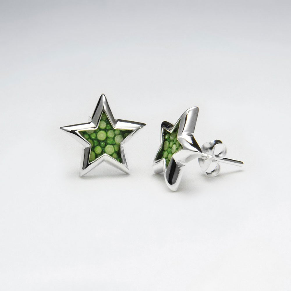 White Star Stingray Silver Stud Earring