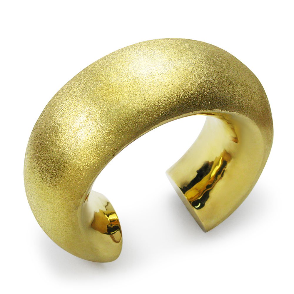 Splendorous Modern Chunky Gold Tone Bangle