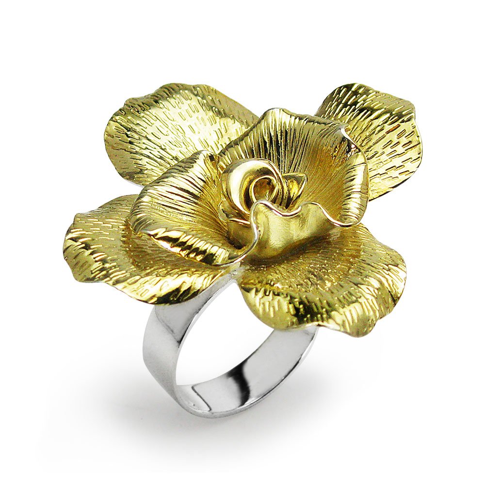 Gold Tone Fashion Flower Ring