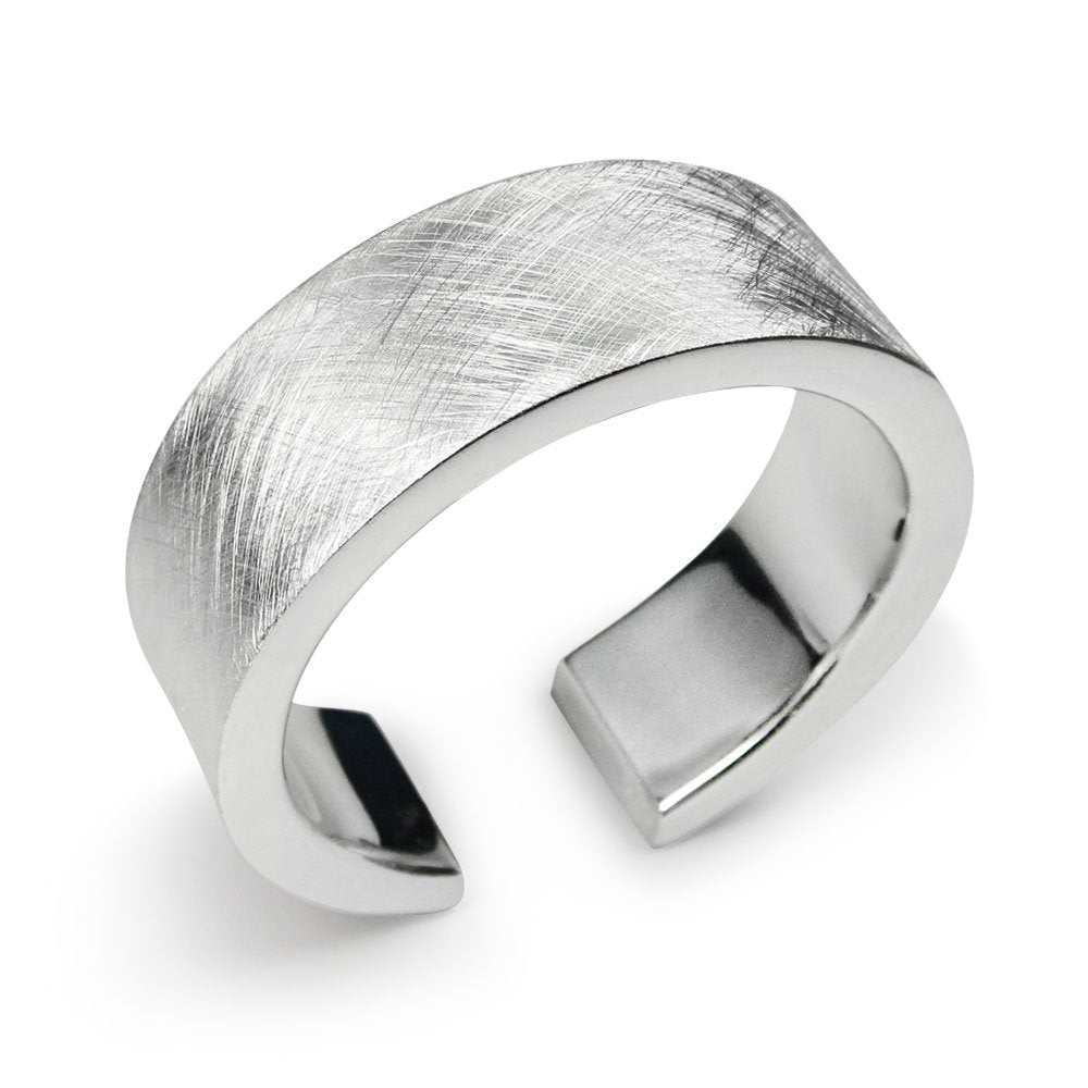 Beauteous Chunky Style Statement Cuff