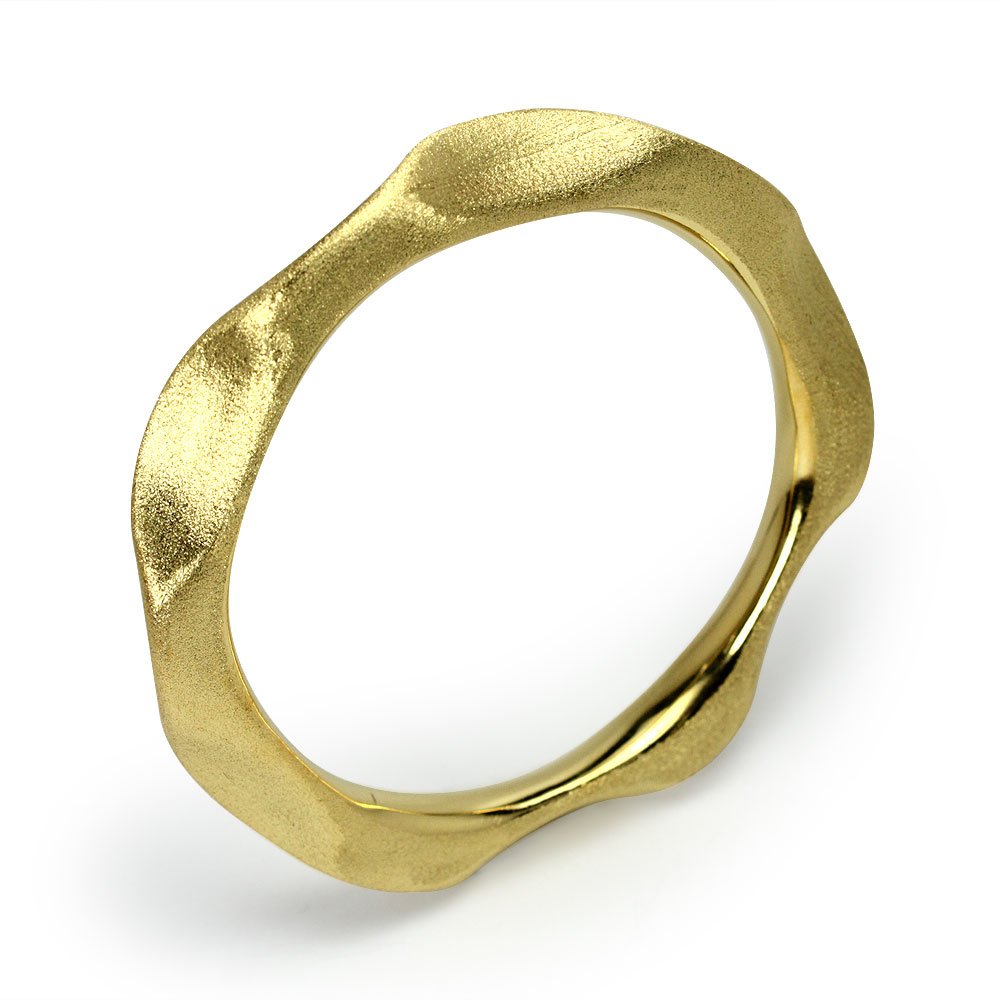 Enticing Style Detailed Sterling Silver Bangle