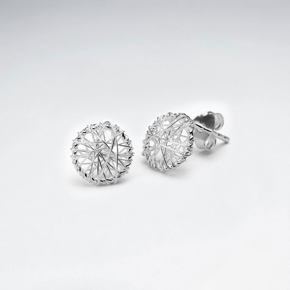 Sophisticated Silver Circle Silhouette Wirework Stud Earrings