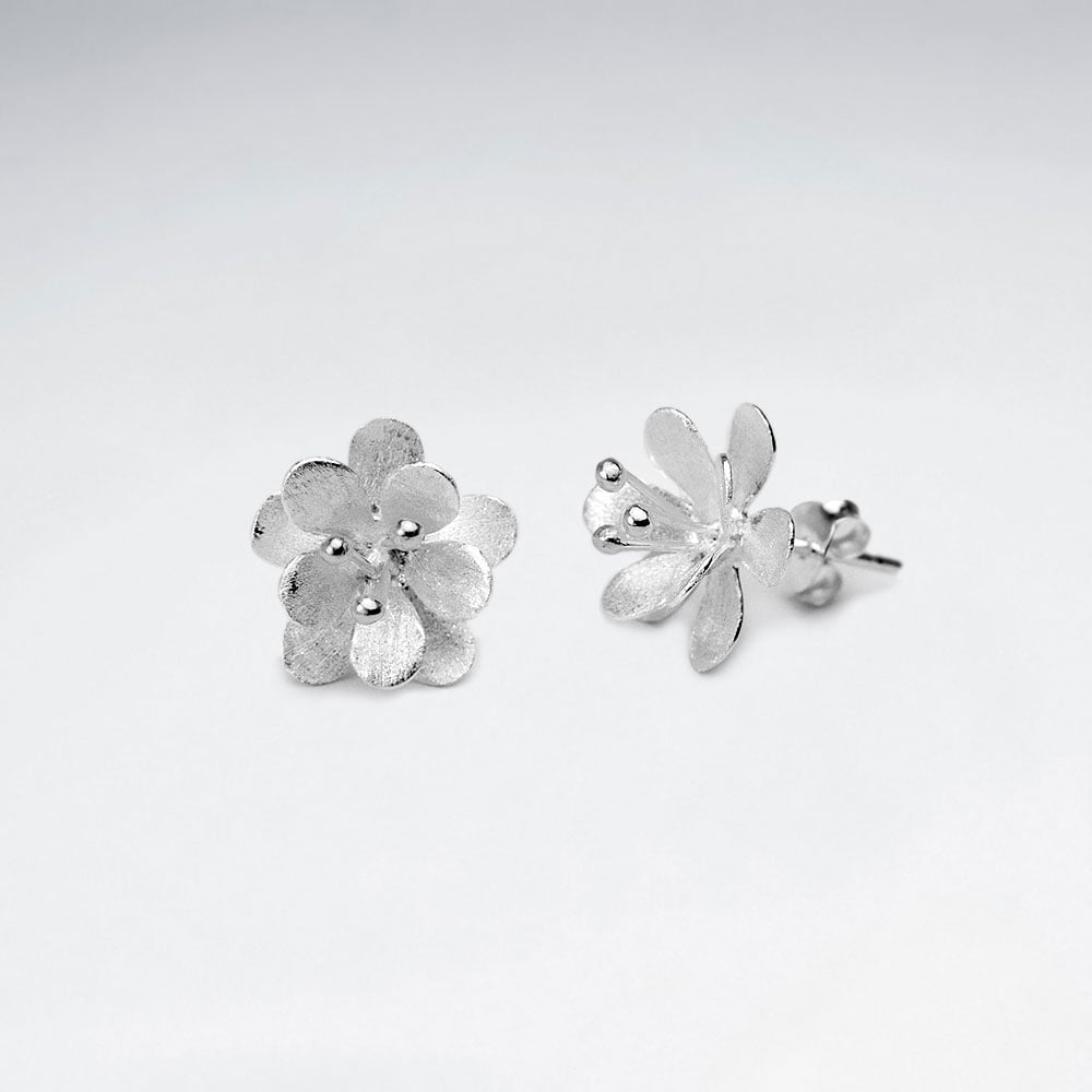 Flower in the garden Beauties Sterling Silver Stud Earring