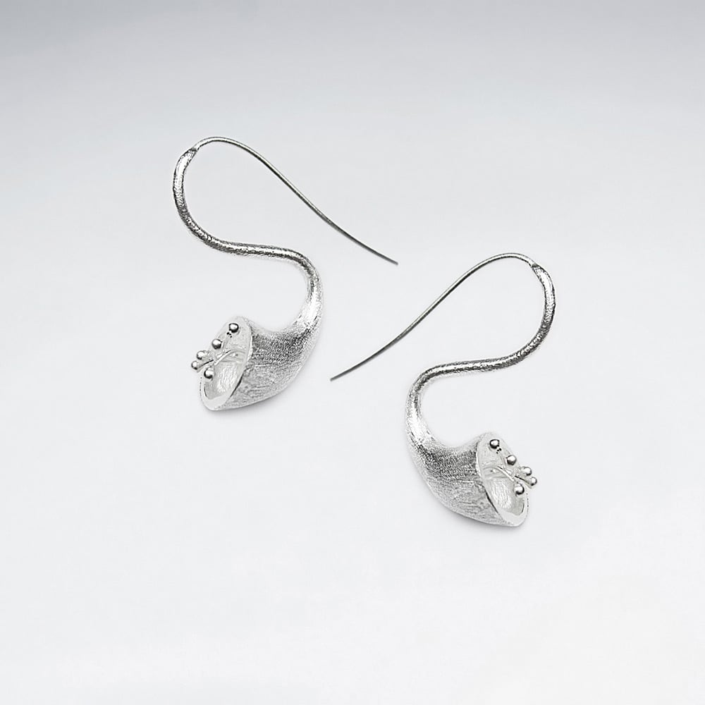 Matte Silver Zigzagging Flower Blossom Earrings