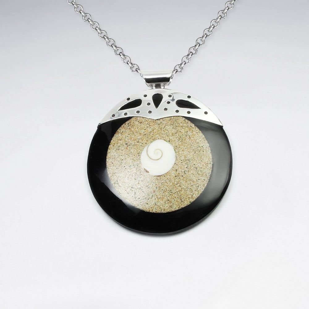 Smooth Classy San Resin Shiva Eye Circle Pendant