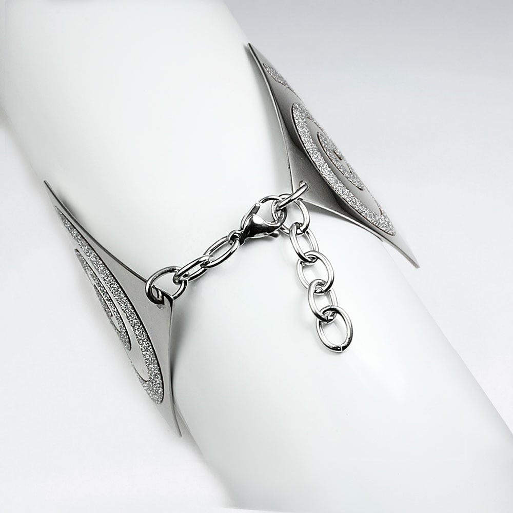 Stainless SteelTextured Swirl Marquis Bracelet