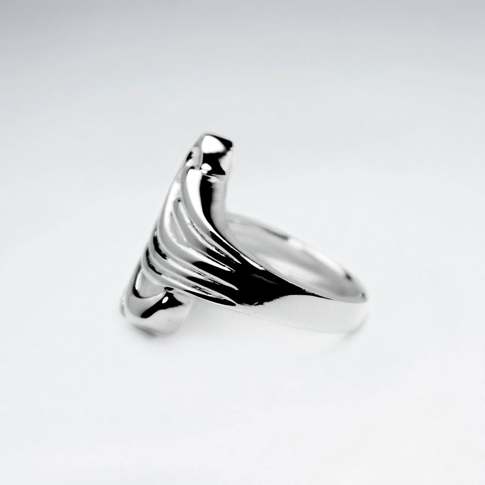 Fashionable Sterling Silver Wave Ring