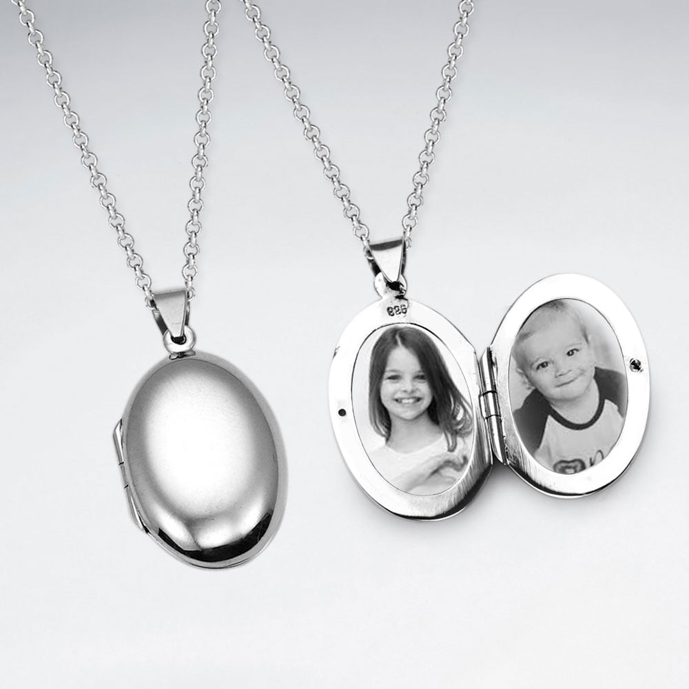 Smooth Silver Oval Pendant Locket