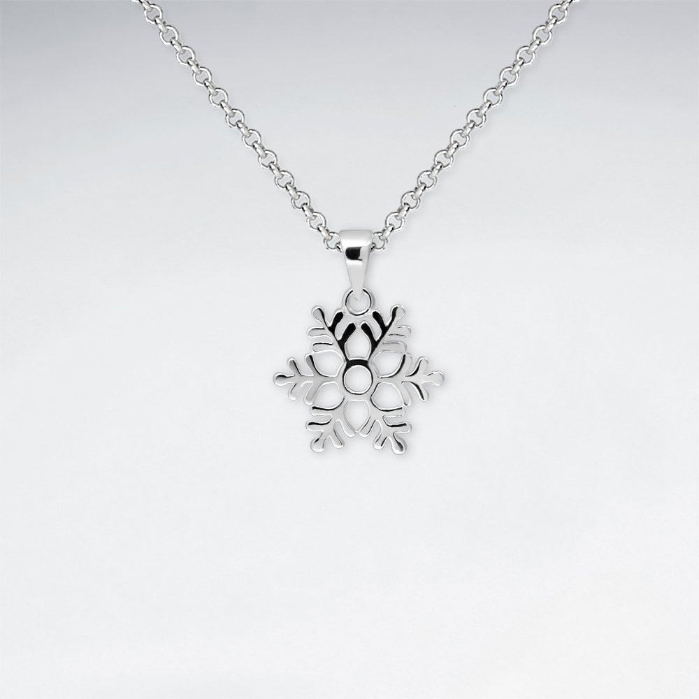 Snowflake Pendant in Sterling Silver