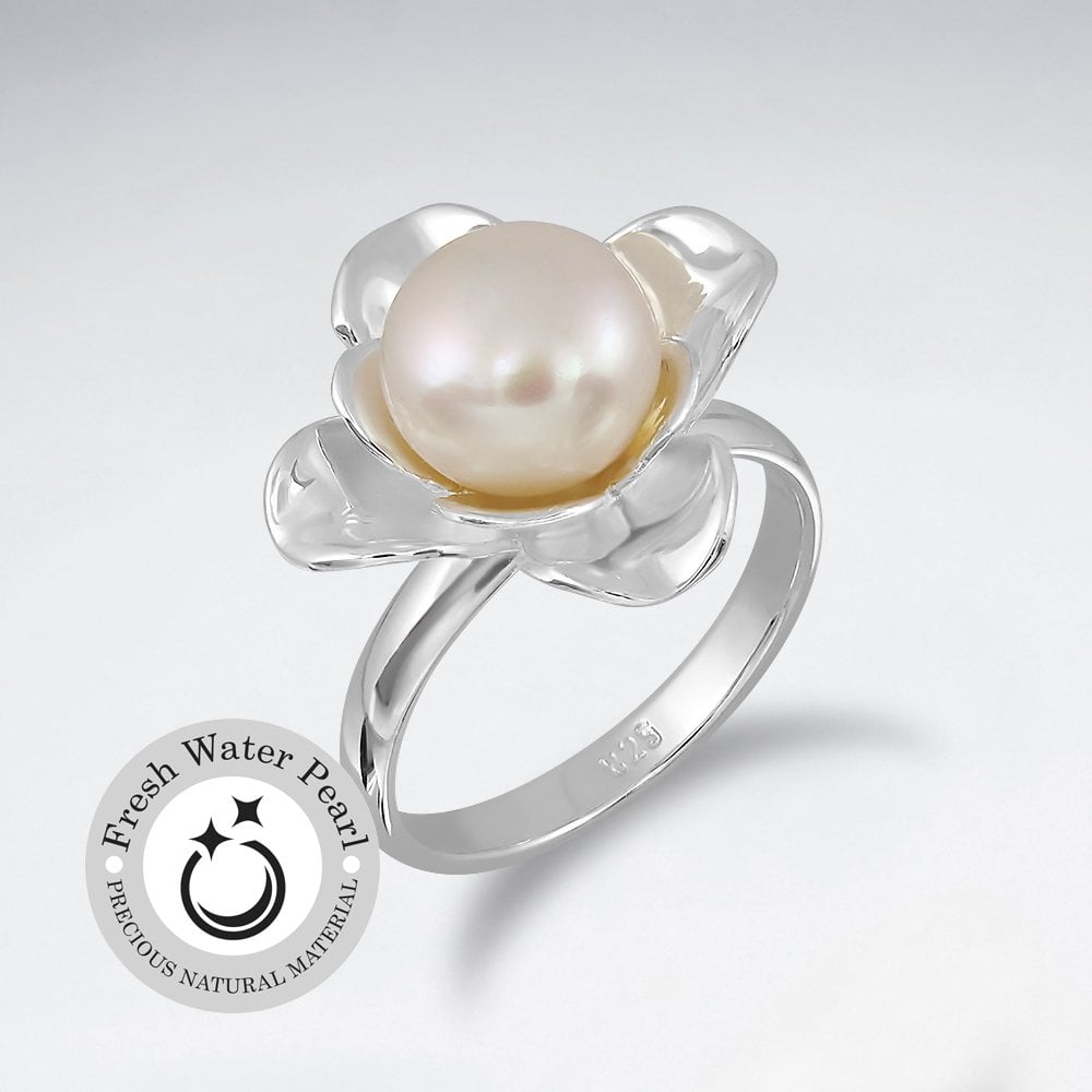 Polished White Silver Large Pearl Flower Ring