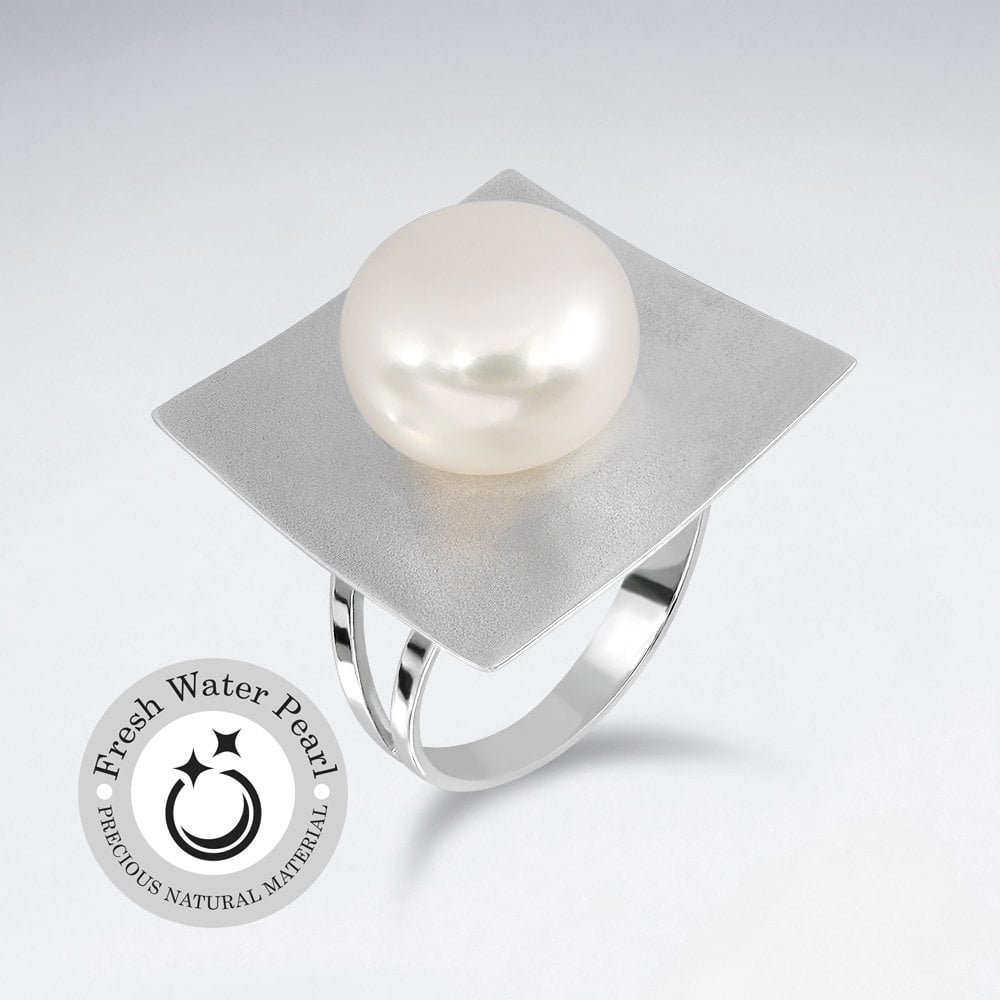 Sterling Silver Squared Sand Blasted and Polished Pearl Ring