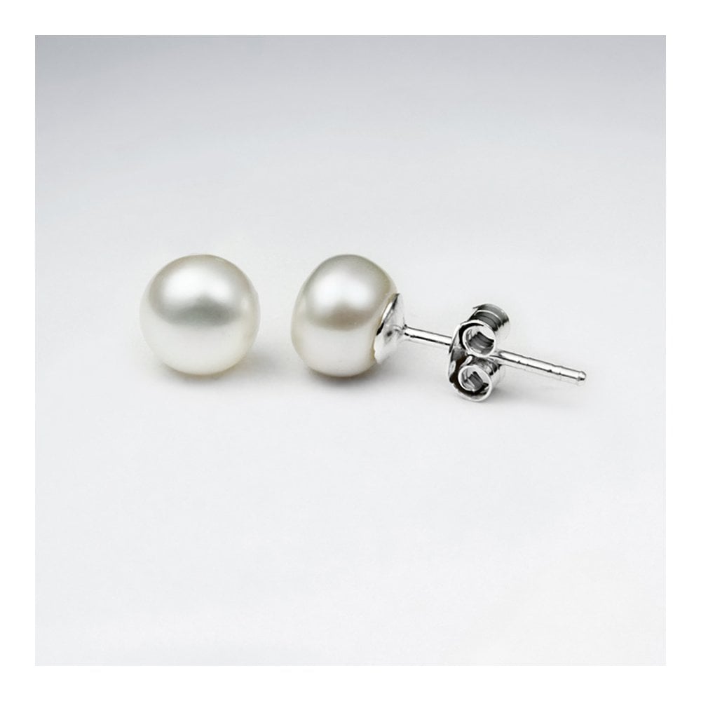 Round Pearl Stud Earring